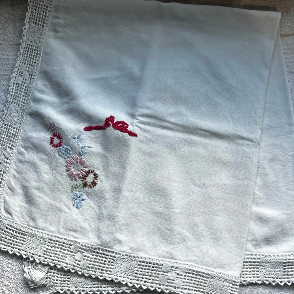 Vintage 3pc Table Linens White Hand Embroidered Lace Monogram M Floral Victorian